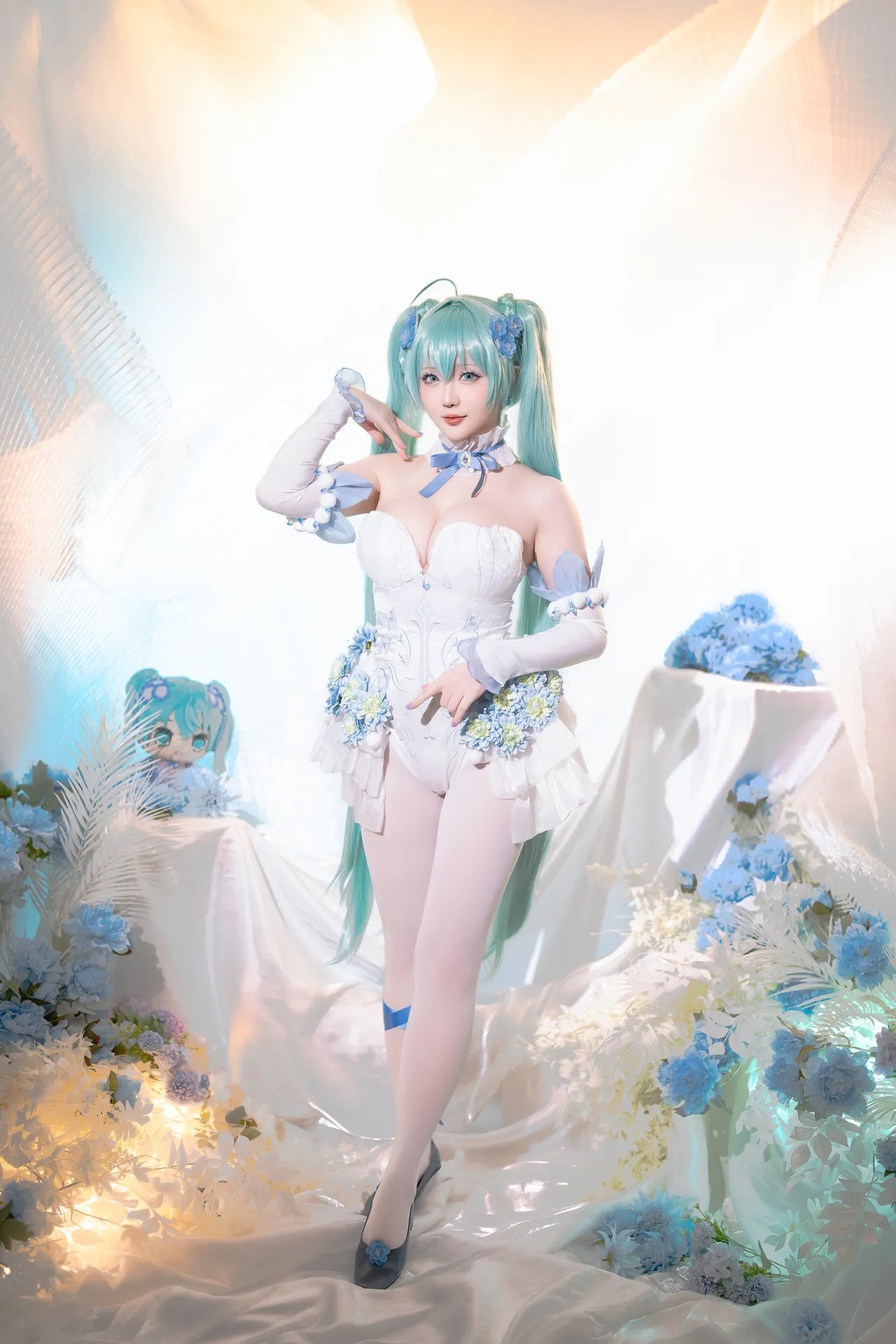 星之迟迟 - NO.215 2024年02月计划A 初音未来 粉蝶花精灵54P1V-4.51GB-erohere1.webp